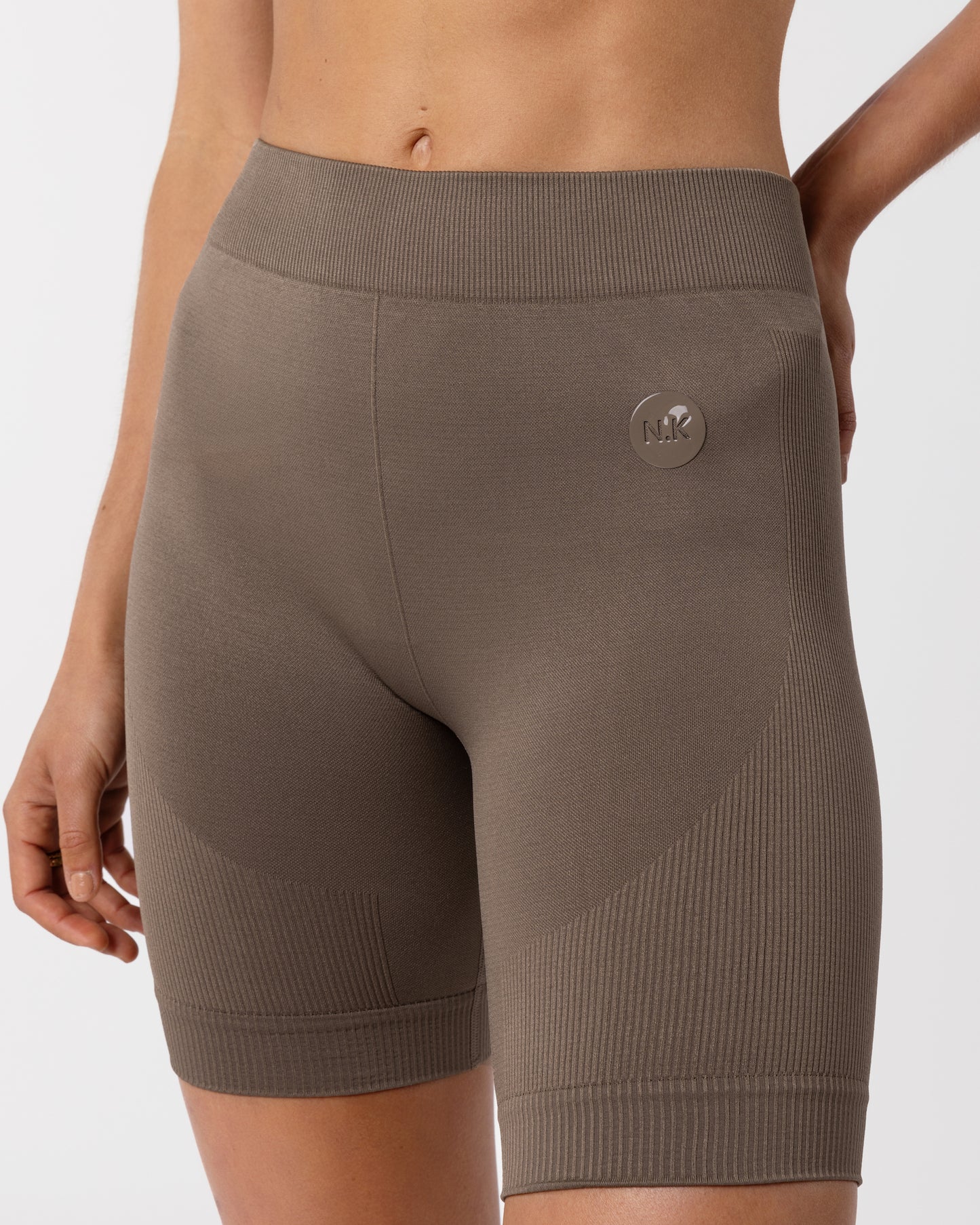 7" Seamless Bike Shorts - Walnut